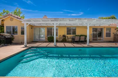 44210 Mariposa Court, La Quinta, CA 92253 - Photo 12