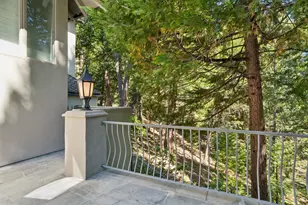 391 Cedar Ridge Dr, Lake Arrowhead, CA 92352 - Photo 36