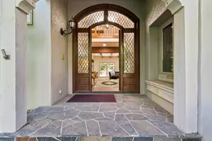 391 Cedar Ridge Dr, Lake Arrowhead, CA 92352 - Photo 10