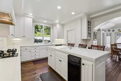 391 Cedar Ridge Drive, Lake Arrowhead, CA 92352 - Photo 4