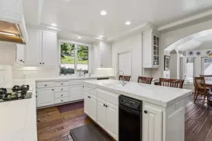 391 Cedar Ridge Dr, Lake Arrowhead, CA 92352 - Photo 4