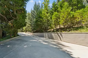391 Cedar Ridge Dr, Lake Arrowhead, CA 92352 - Photo 60