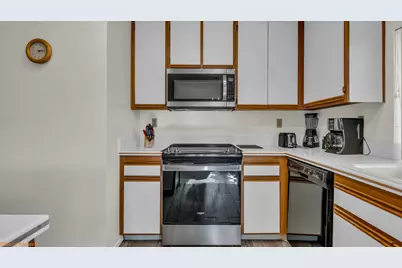 28570 W Natoma Drive, Cathedral City, CA 92234 - Photo 6