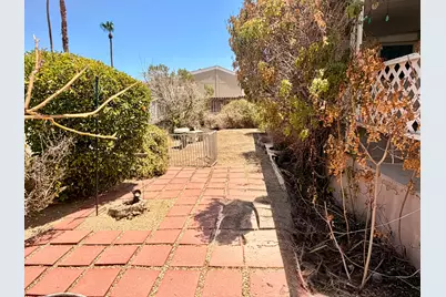 14 Lazy B Drive, Palm Desert, CA 92260 - Photo 8