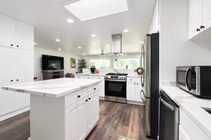 74 Via Minorca, Cathedral City, CA 92234 - Photo 8