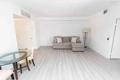 255 S Avenida Caballeros #305, Palm Springs, CA 92262 - Photo 10