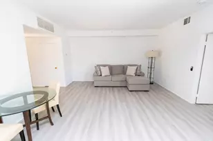255 S Avenida Caballeros, Palm Springs, CA 92262 - Photo 10