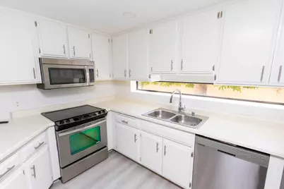 255 S Avenida Caballeros #305, Palm Springs, CA 92262 - Photo 14
