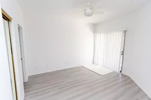 255 S Avenida Caballeros, Palm Springs, CA 92262 - Photo 22