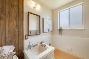 7250 Harding Cir, Buena Park, CA 90620 - Photo 22
