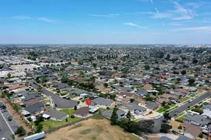 7250 Harding Cir, Buena Park, CA 90620 - Photo 32