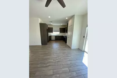 9675 Valencia Drive, Desert Hot Springs, CA 92240 - Photo 10