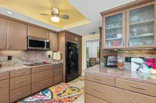 35983 E Paseo Circulo E, Cathedral City, CA 92234 - Photo 6