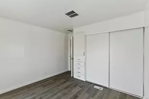 33530 Carlsbad Cir, Thousand Palms, CA 92276 - Photo 24