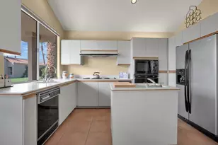 9 Lakeshore Dr, Rancho Mirage, CA 92270 - Photo 18