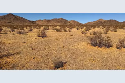 31 Brucite Street, Lucerne Valley, CA 92356 - Photo 10