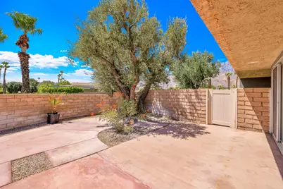 1282 Sunflower Circle N, Palm Springs, CA 92262 - Photo 20