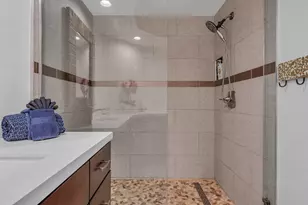 230 Desert Falls Dr E, Palm Desert, CA 92211 - Photo 20