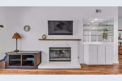 230 Desert Falls Drive E, Palm Desert, CA 92211 - Photo 8