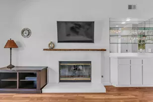 230 Desert Falls Dr E, Palm Desert, CA 92211 - Photo 8
