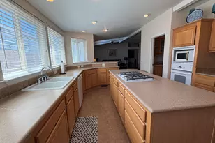 39071 Cudy Circle, Palm Desert, CA 92260 - Photo 2