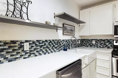 510 N Villa Court #107, Palm Springs, CA 92262 - Photo 12