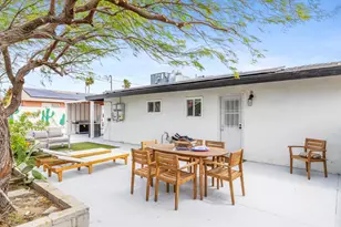 394 W Bon Air Dr, Palm Springs, CA 92262 - Photo 1
