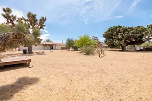 56616 Mountain View Trail, Yucca Valley, CA 92284 - Photo 32