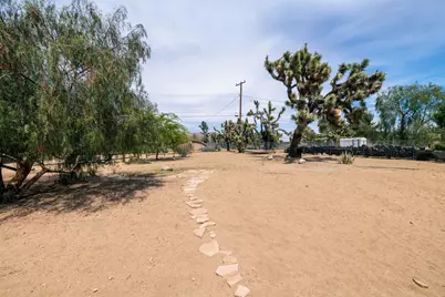 56616 Mountain View Trail, Yucca Valley, CA 92284 - Photo 28