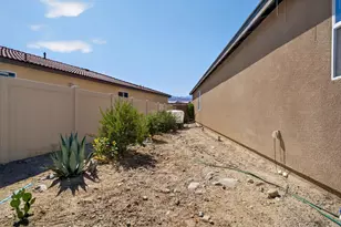 11884 E Crescent St, Desert Hot Springs, CA 92240 - Photo 42
