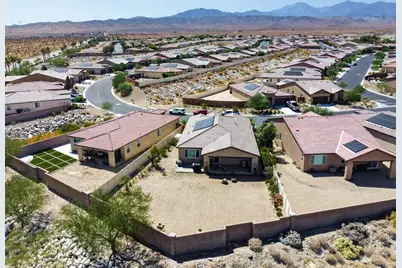 11884 E Crescent Street, Desert Hot Springs, CA 92240 - Photo 38