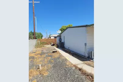 33647 Sundance Trail, Thousand Palms, CA 92276 - Photo 18