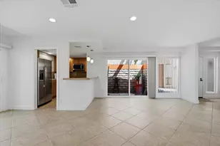 640 S Calle Petunia, Palm Springs, CA 92262 - Photo 6