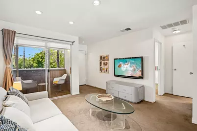 550 N Villa Court #205, Palm Springs, CA 92262 - Photo 6