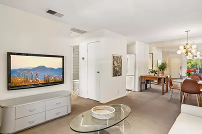 550 N Villa Court #205, Palm Springs, CA 92262 - Photo 8