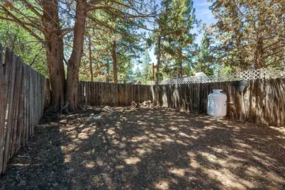 712 San Bernardino Avenue, Sugarloaf, CA 92386 - Photo 16