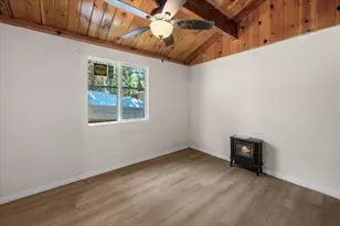 712 San Bernardino Ave, Sugarloaf, CA 92386 - Photo 8