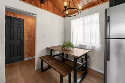712 San Bernardino Avenue, Sugarloaf, CA 92386 - Photo 8