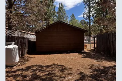 712 San Bernardino Avenue, Sugarloaf, CA 92386 - Photo 14