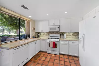 254 La Paz Way, Palm Desert, CA 92260 - Photo 14