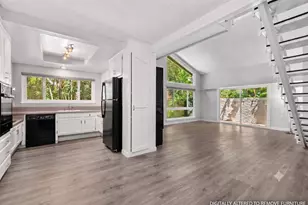 2057 Via Mariposa E, Laguna Woods, CA 92637 - Photo 18