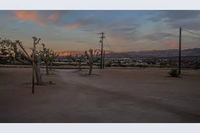6910 Wamego Trail, Yucca Valley, CA 92284 - Photo 6
