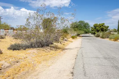 61615 Division Street, Joshua Tree, CA 92252 - Photo 2