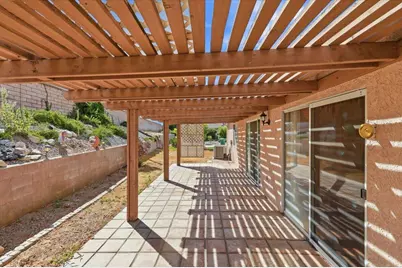 10780 Bel Air Drive, Cherry Valley, CA 92223 - Photo 36