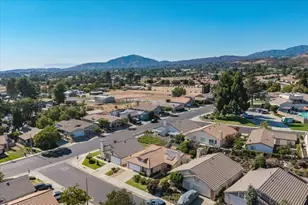 40918 Cypress Point Dr, Cherry Valley, CA 92223 - Photo 34