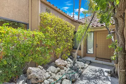 2910 Cervantes Court, Palm Springs, CA 92264 - Photo 2