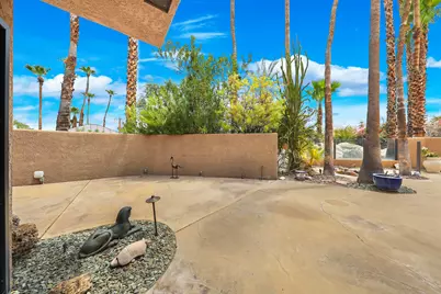 2910 Cervantes Court, Palm Springs, CA 92264 - Photo 34