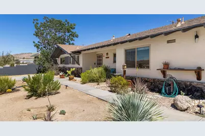 57530 Warren Way, Yucca Valley, CA 92284 - Photo 4