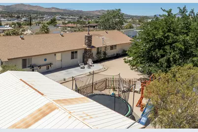 57530 Warren Way, Yucca Valley, CA 92284 - Photo 46