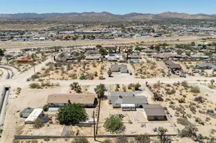 57530 Warren Way, Yucca Valley, CA 92284 - Photo 40